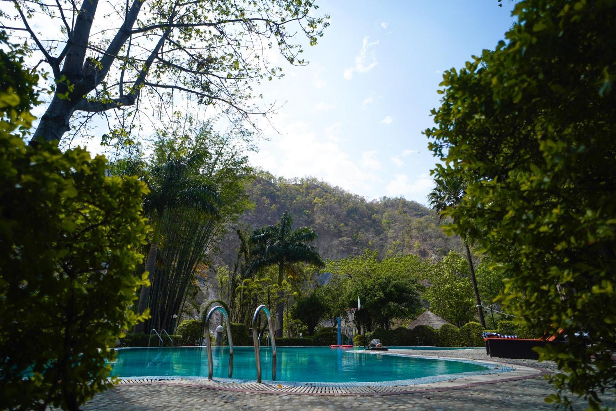 The Solluna Resort Garjia Dış mekan fotoğraf